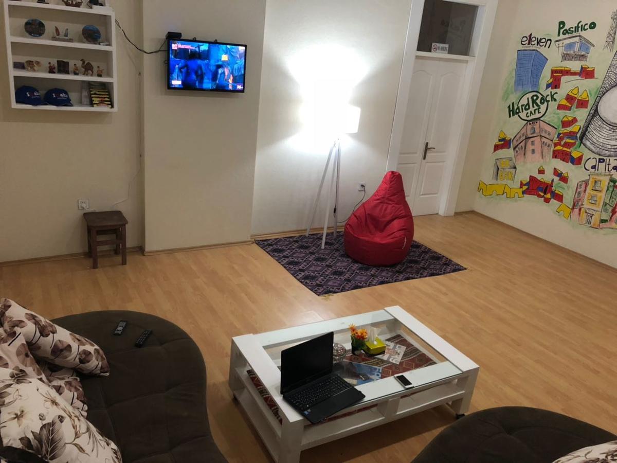 Capital Hostel บากู ภายนอก รูปภาพ