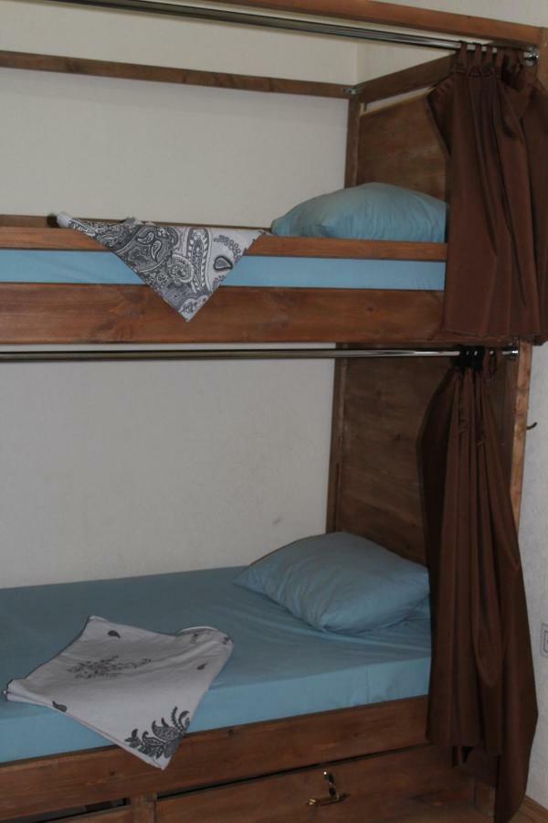 Capital Hostel บากู ภายนอก รูปภาพ